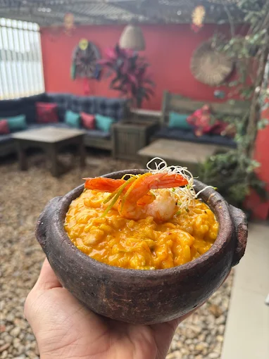 Yallah Cozinha Plural