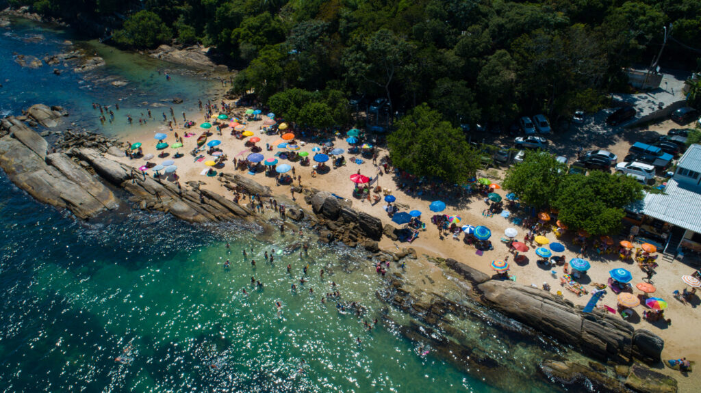 Praia da Lagoinha, em Bombinhas.
