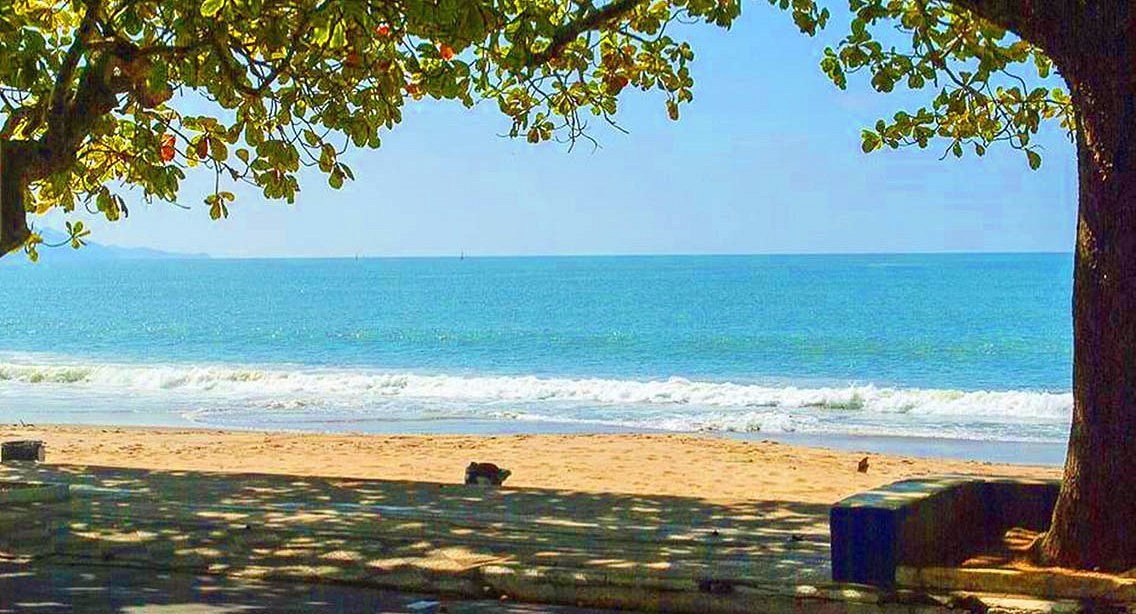 Praia de Cabeçudas, em Itajaí - SC
