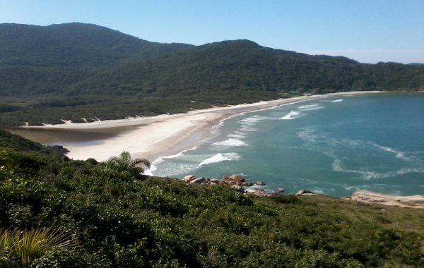 Praia dos Naufragados