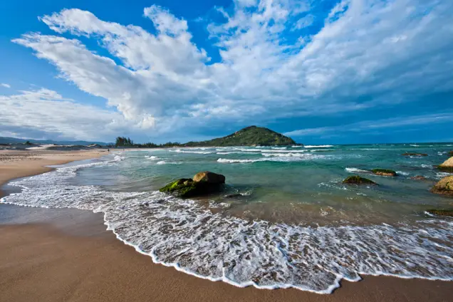 Praia da Ferrugem, em Garopaba