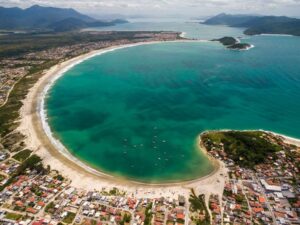O que fazer em Palhoça, SC: praias, trilhas e natureza preservada