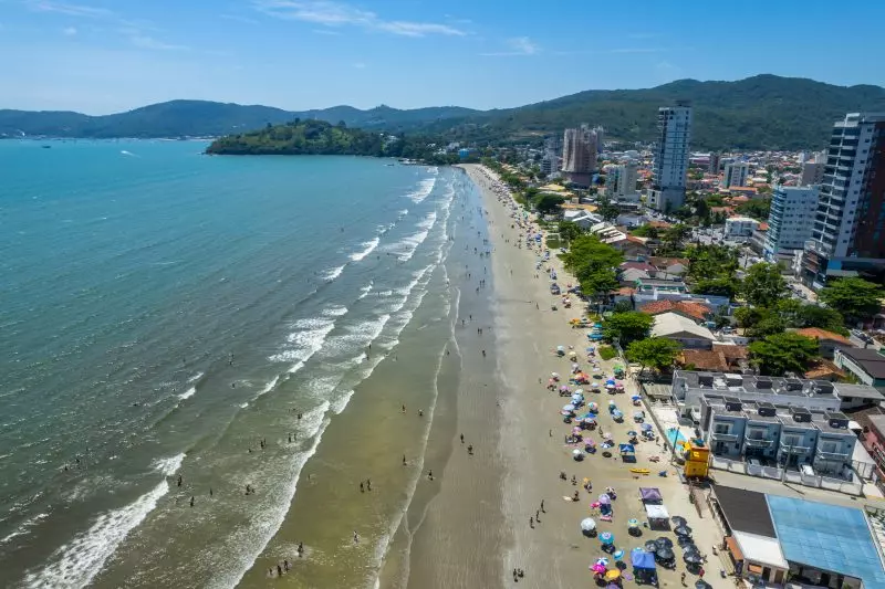 Praia em Porto Belo